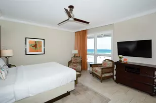 915 Seaside Dr, Sarasota, FL 34242 - Photo 13