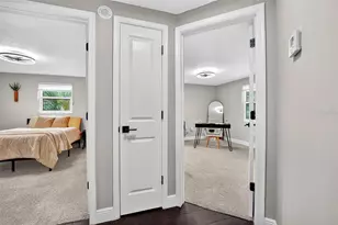 875 32nd St, Sarasota, FL 34234 - Photo 19