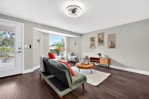 875 32nd St, Sarasota, FL 34234 - Photo 5