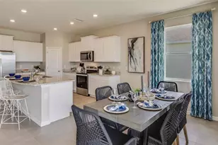 12019 Kingsley Trl, Parrish, FL 34219 - Photo 5