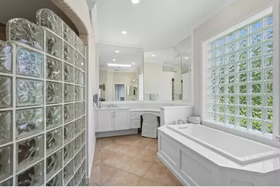 8160 Collingwood Court, University Park, FL 34201 - Photo 45