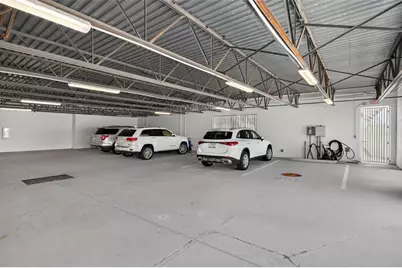 711 S Palm Avenue #303, Sarasota, FL 34236 - Photo 33