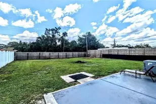 3751 Papai Dr, Sarasota, FL 34232 - Photo 9