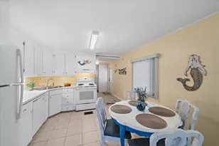 17 Flores Dr, Palmetto, FL 34221 - Photo 19