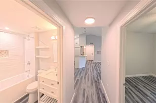 4102 Central Sarasota Pkwy, Sarasota, FL 34238 - Photo 19