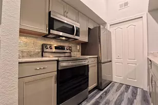 4102 Central Sarasota Pkwy, Sarasota, FL 34238 - Photo 13