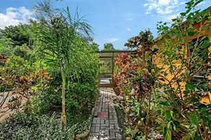 4873 Huntleigh Dr, Sarasota, FL 34233 - Photo 33