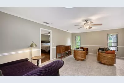 4873 Huntleigh Drive, Sarasota, FL 34233 - Photo 11