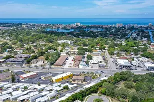 85 Southwinds Dr, Sarasota, FL 34231 - Photo 5