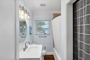 202 22nd St W, Bradenton, FL 34205 - Photo 31