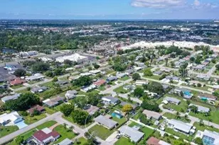 1104 Fruitland Ave, Bradenton, FL 34207 - Photo 17