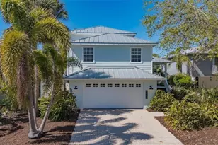 4922 Commonwealth Dr, Sarasota, FL 34242 - Photo 1