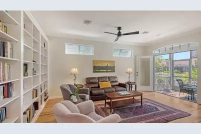 4922 Commonwealth Drive, Sarasota, FL 34242 - Photo 13