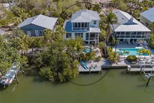 4922 Commonwealth Dr, Sarasota, FL 34242 - Photo 39