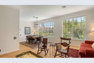 4922 Commonwealth Drive, Sarasota, FL 34242 - Photo 9