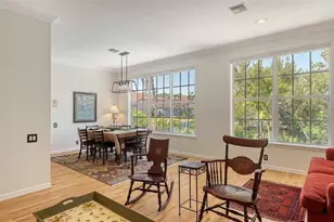 4922 Commonwealth Dr, Sarasota, FL 34242 - Photo 9