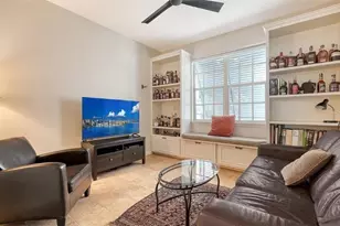 4922 Commonwealth Dr, Sarasota, FL 34242 - Photo 21