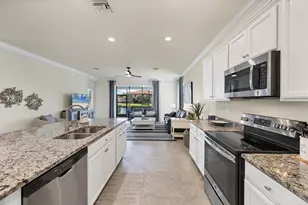 10097 Cozy Grv Dr, Venice, FL 34293 - Photo 15