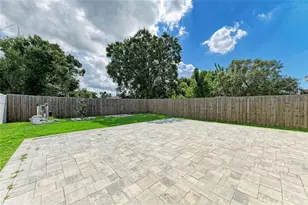 827 Bacon Ave, Sarasota, FL 34232 - Photo 21