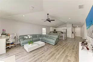 827 Bacon Ave, Sarasota, FL 34232 - Photo 17