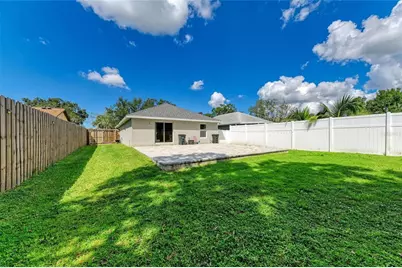 827 Bacon Avenue, Sarasota, FL 34232 - Photo 23