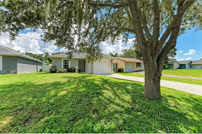 827 Bacon Avenue, Sarasota, FL 34232 - Photo 3