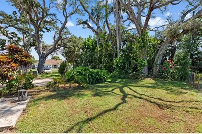 311 Dorchester Drive, Venice, FL 34293 - Photo 25