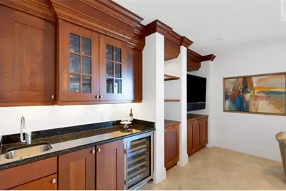 464 Golden Gate Point #403, Sarasota, FL 34236 - Photo 17