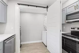 4444 Narraganset Trail, Sarasota, FL 34233 - Photo 7