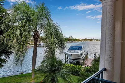 749 Freeling Drive, Sarasota, FL 34242 - Photo 5