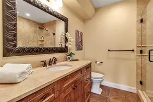 749 Freeling Dr, Sarasota, FL 34242 - Photo 39