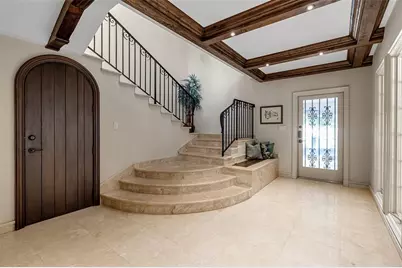 749 Freeling Drive, Sarasota, FL 34242 - Photo 9