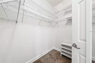 8437 Nandina Dr, Sarasota, FL 34240 - Photo 17