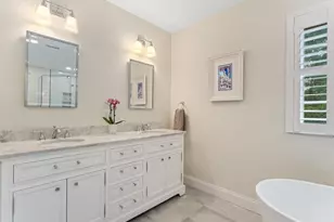 1846 Lincoln Dr, Sarasota, FL 34236 - Photo 17