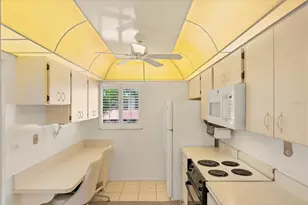 240 Santa Maria St, Venice, FL 34285 - Photo 23