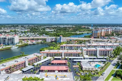 240 Santa Maria Street #224, Venice, FL 34285 - Photo 5