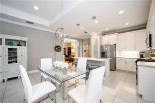 2965 Trustee Ave, Sarasota, FL 34243 - Photo 9