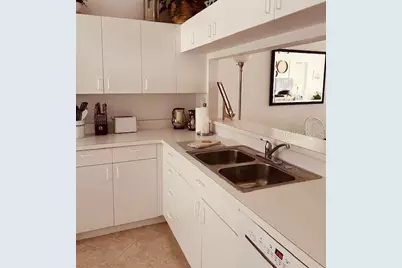 8735 Olde Hickory Avenue #8302, Sarasota, FL 34238 - Photo 5