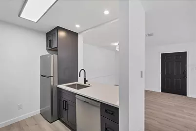 4008 Crockers Lake Boulevard #11, Sarasota, FL 34238 - Photo 11