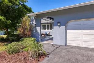 147 Adair Ave, Sarasota, FL 34243 - Photo 3