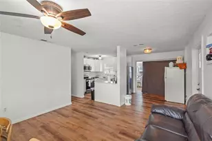 2343 Prospect St, Sarasota, FL 34239 - Photo 5