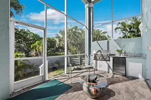 3543 Mistletoe Ln, Longboat Key, FL 34228 - Photo 11