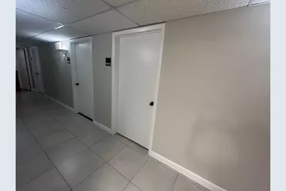 2063 Main Street #102, Sarasota, FL 34237 - Photo 5