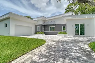 2231 Wood St, Sarasota, FL 34237 - Photo 1