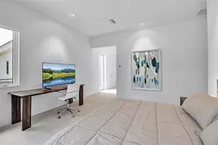 2231 Wood St, Sarasota, FL 34237 - Photo 15