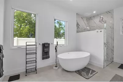 2231 Wood Street, Sarasota, FL 34237 - Photo 19