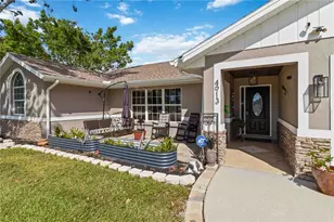 4913 37th St E, Bradenton, FL 34203 - Photo 5