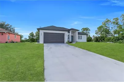 2900 Bruce Avenue S, Lehigh Acres, FL 33976 - Photo 5