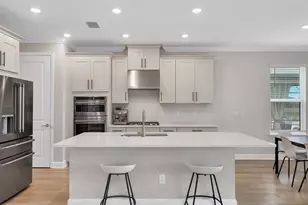 8609 Evening Dr, Sarasota, FL 34241 - Photo 9