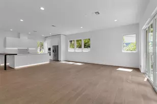 2516 Browning St, Sarasota, FL 34237 - Photo 9